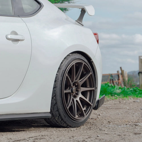 Accelera 651 Sport 225 40 R18 88W